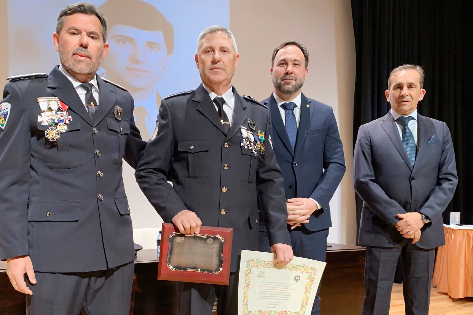 poli2