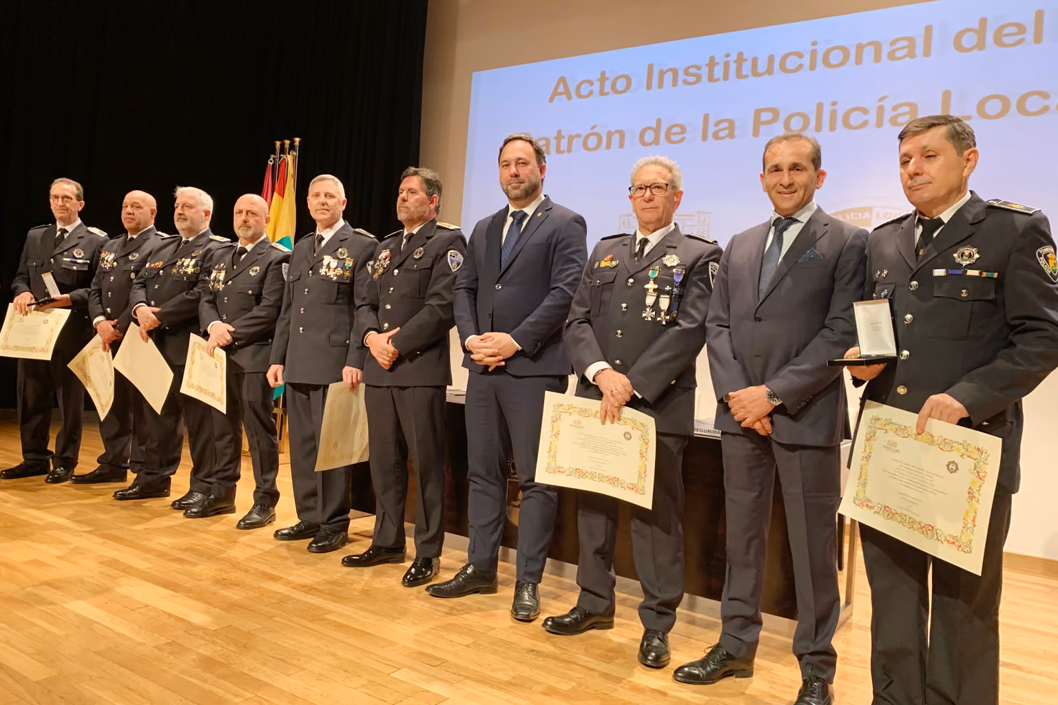 poli3