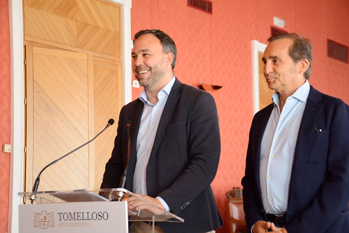 Javier Navarro, alcalde de Tomelloso y Benito Benito, concejal de Hacienda