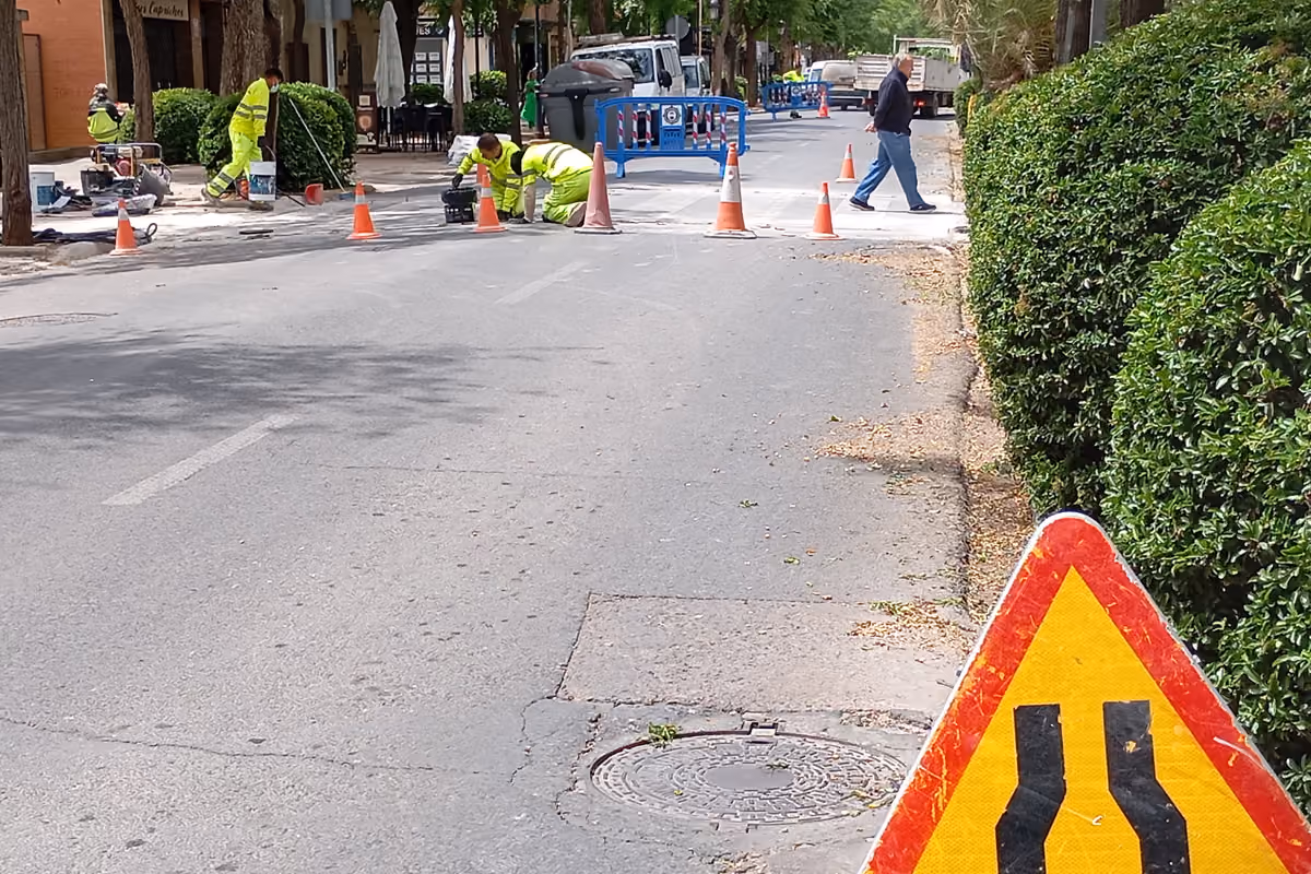 Obras por instalación de sistemas iluminación inteligente en pasos de peatones