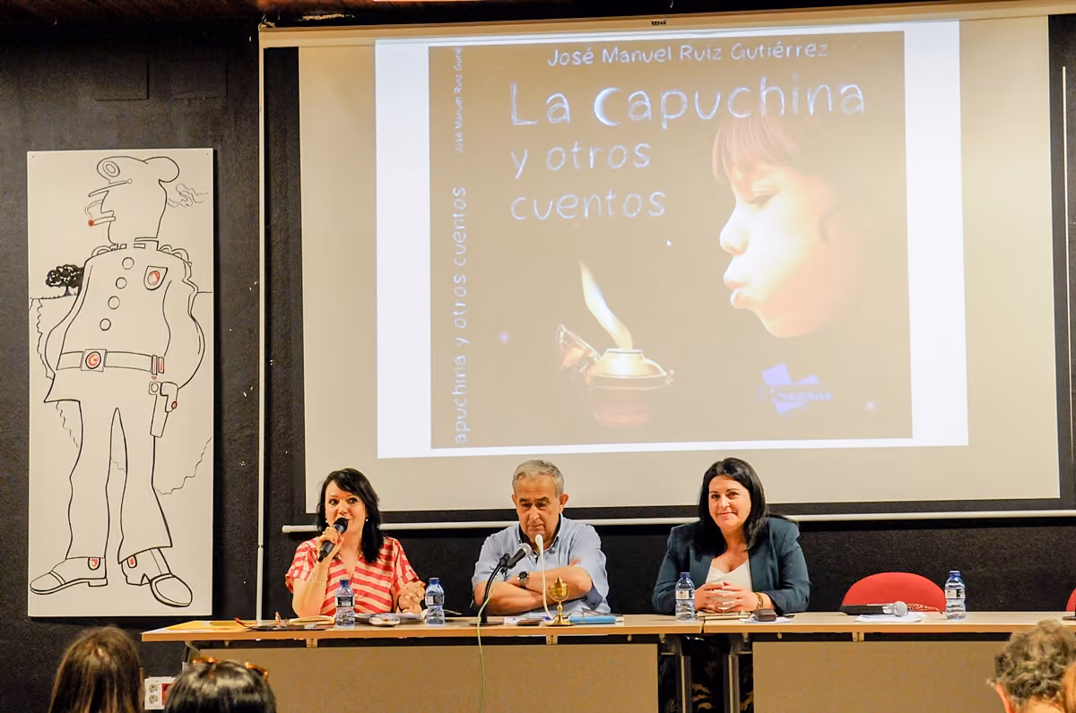 Un momento de la presentación del libro.