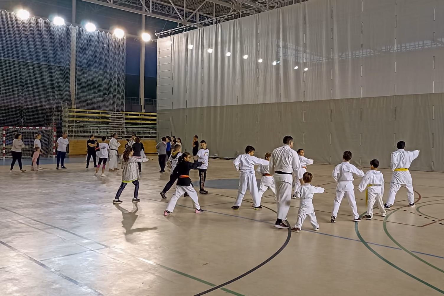 Actividad deportiva en el Pabellón