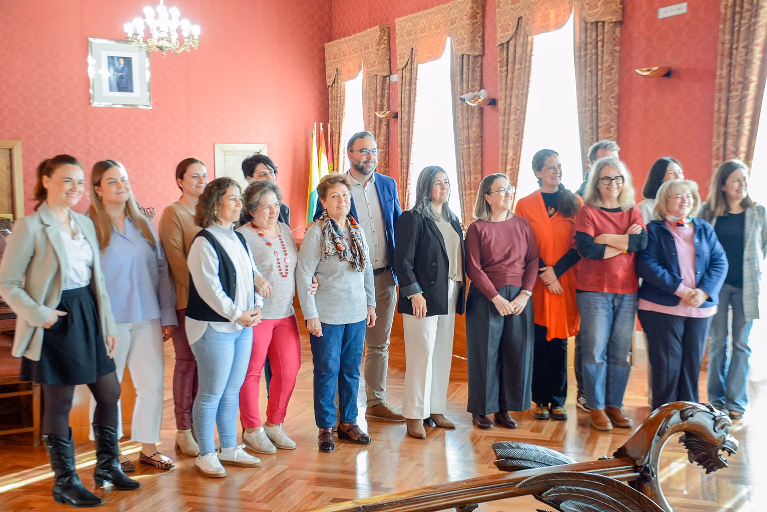Alcalde, concejala de Servicios Sociales y representantes de las asociaciones que participan en la organización de la Campaña por la Inclusión de las Personas con Discapacidad 2024