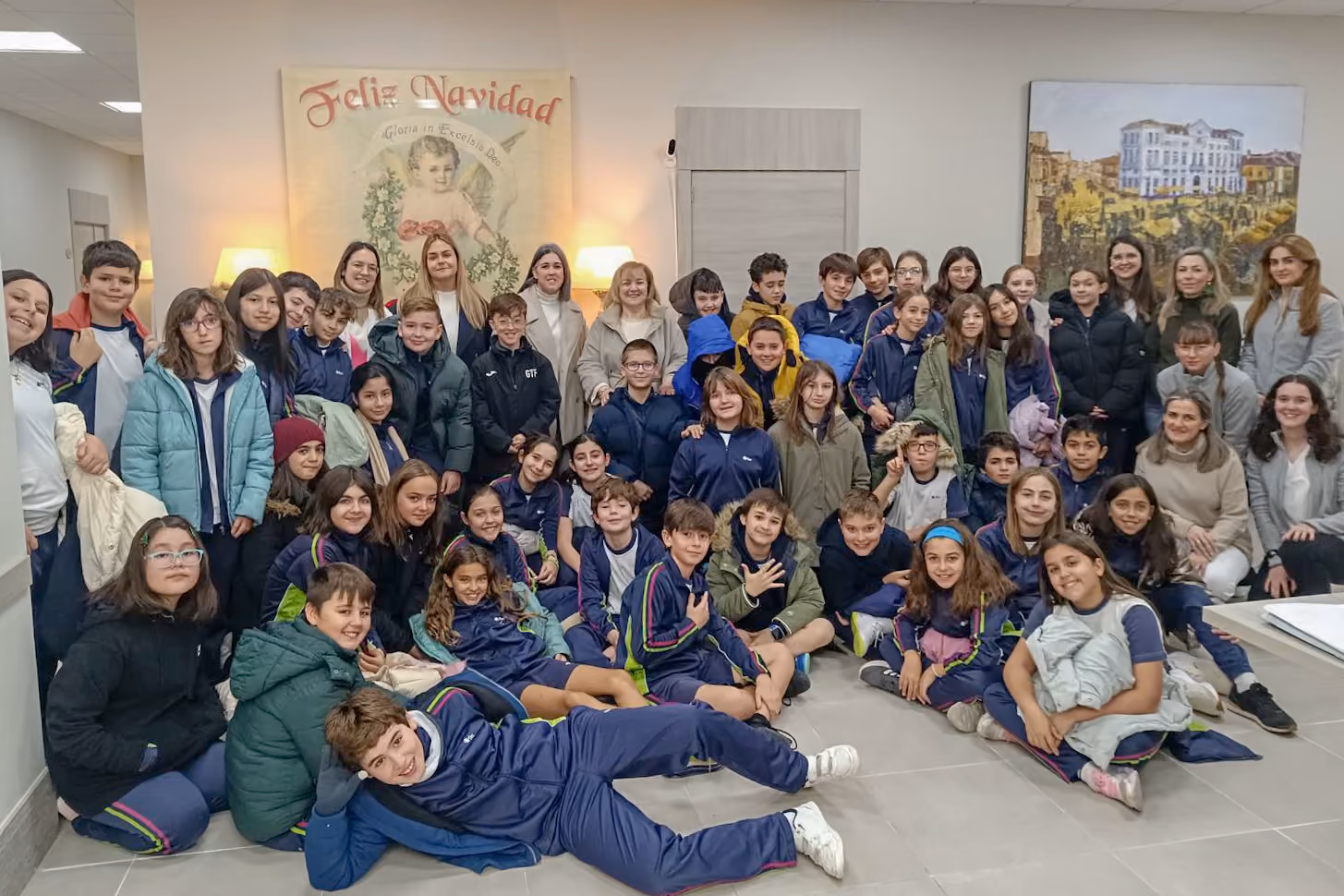 Grupo de escolares en el Centro de de Daño Neurológico de Ceres
