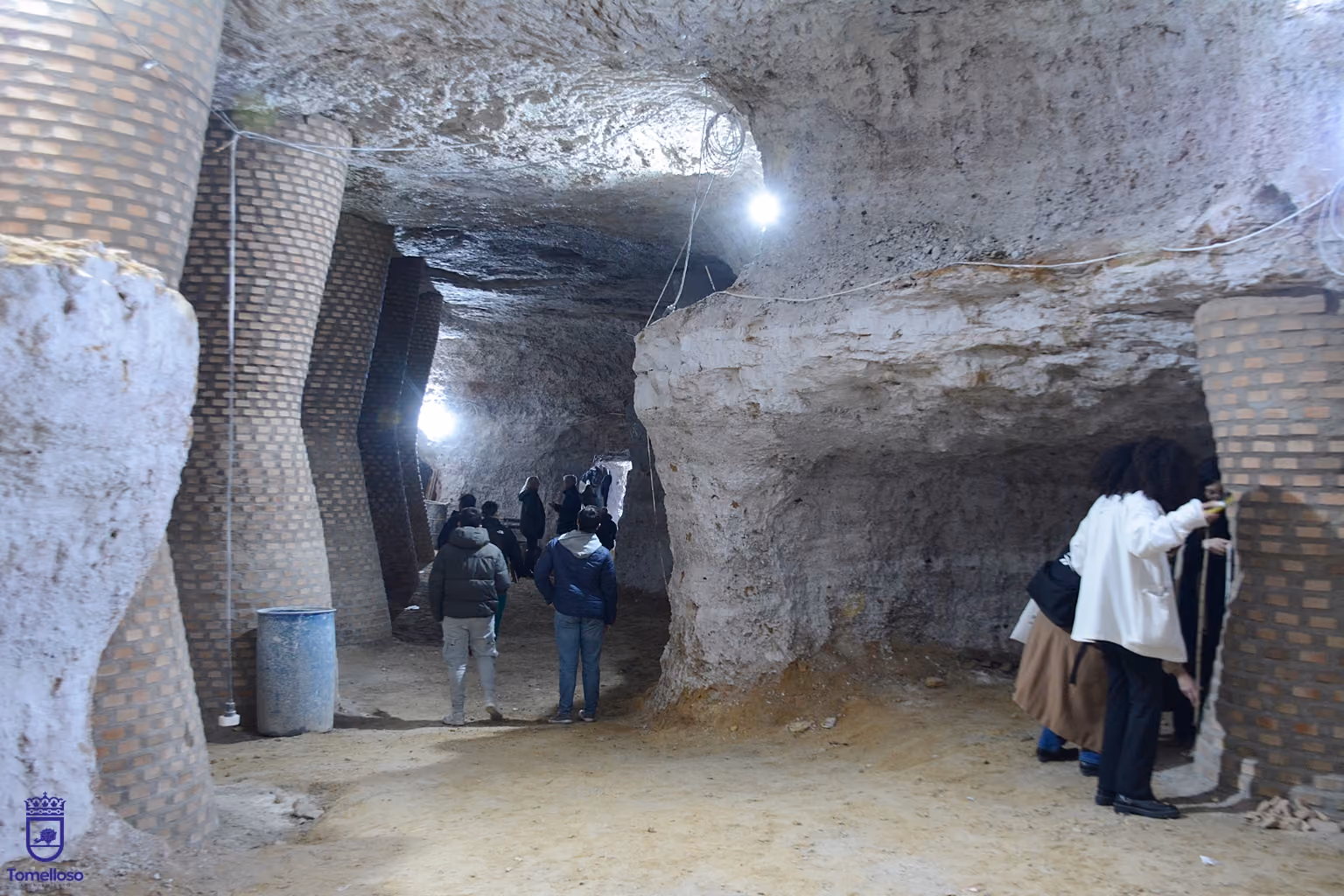 Imagen de la visita a las cuevas durante la jornada técnica celebrada el pasado mes de noviembre