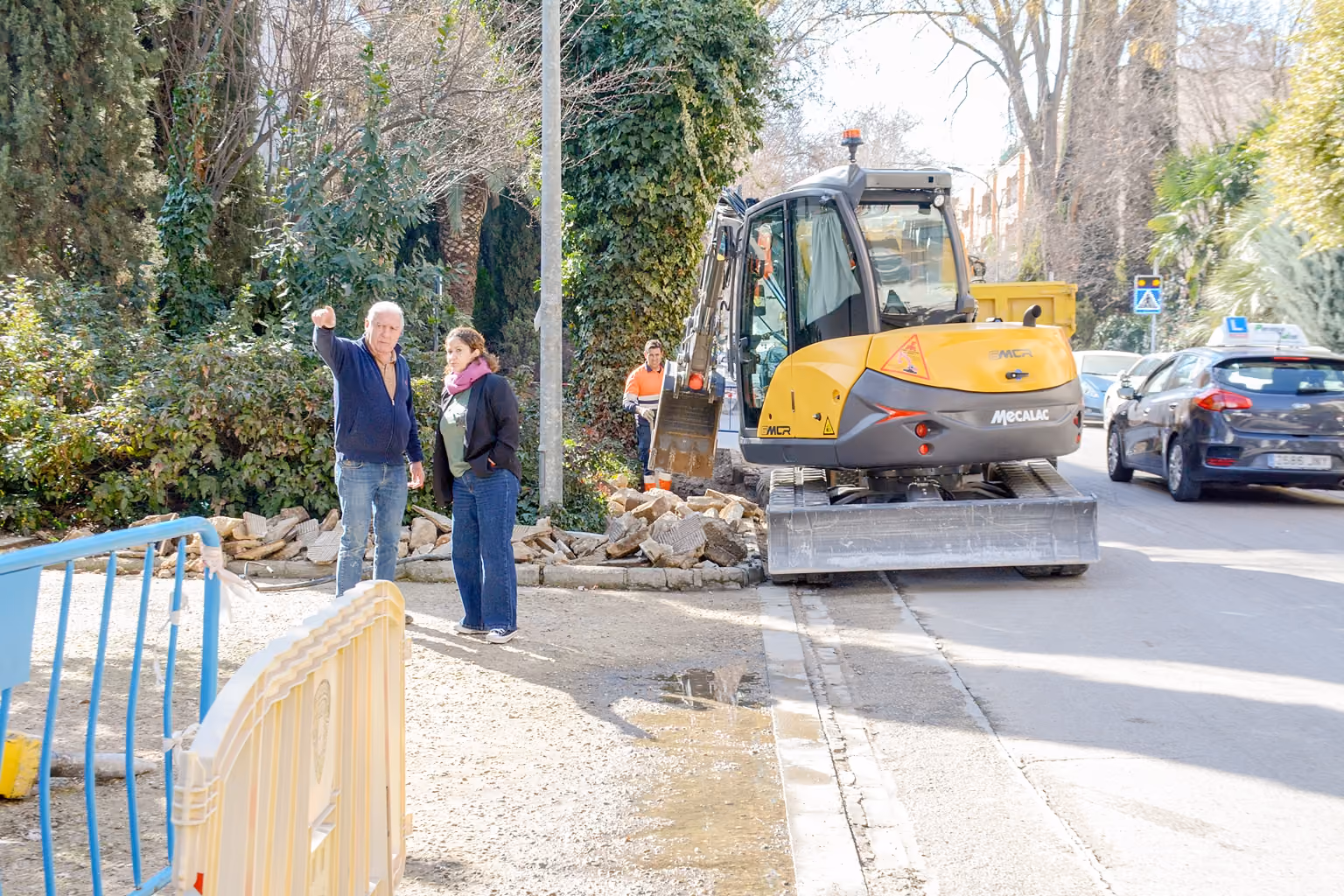 La concejala de Obras, Carmen López, durante una reciente visita a las obras