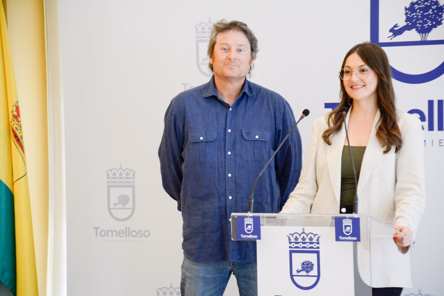 Rocío Valentín y Enrique Sánchez durante la presentación del evento