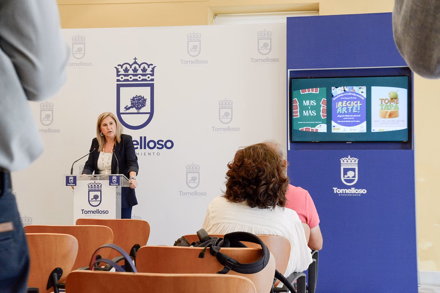 Eloísa Perales, durante la presentación del programa que se va a desarrollar en el Mercado de Abastos.