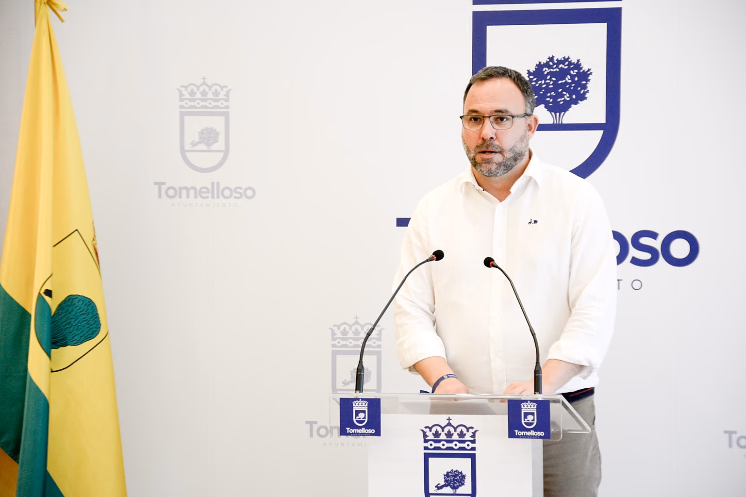 El alcalde de Tomelloso, Javier Navarro, durante el encuentro con los medios de este miércoles