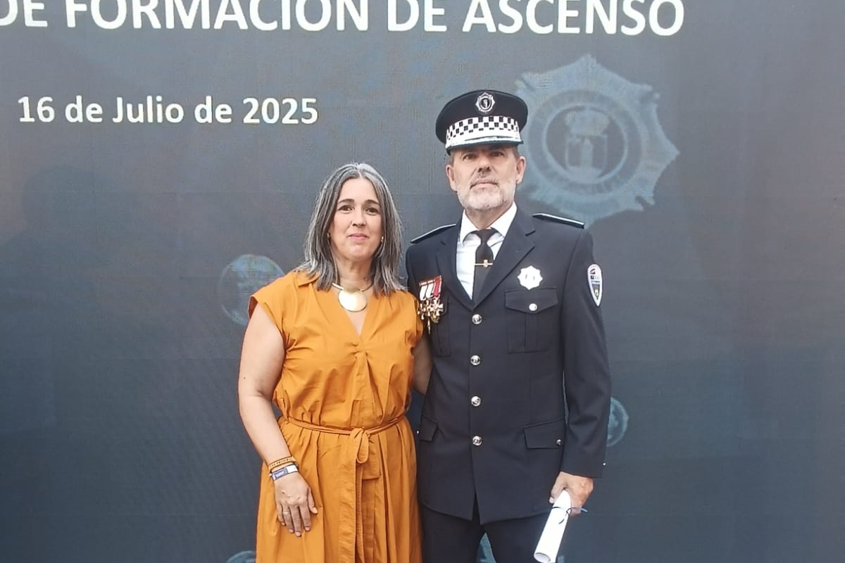 Elena Villahermosa y Alberta Espuña tras el nombramiento celebrado en Toledo.