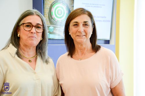 Elena Villahermosa, a la izquierda de la imagen, y Ramoni González, durante la presentación de la jornada de ASORA