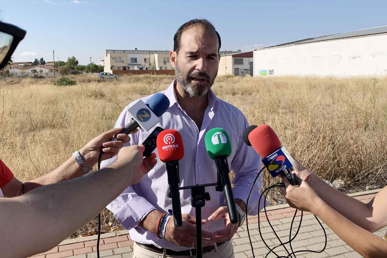 Benjamín de Sebastián y Carmen López han visitado la parcela cedida para el edificio judicial