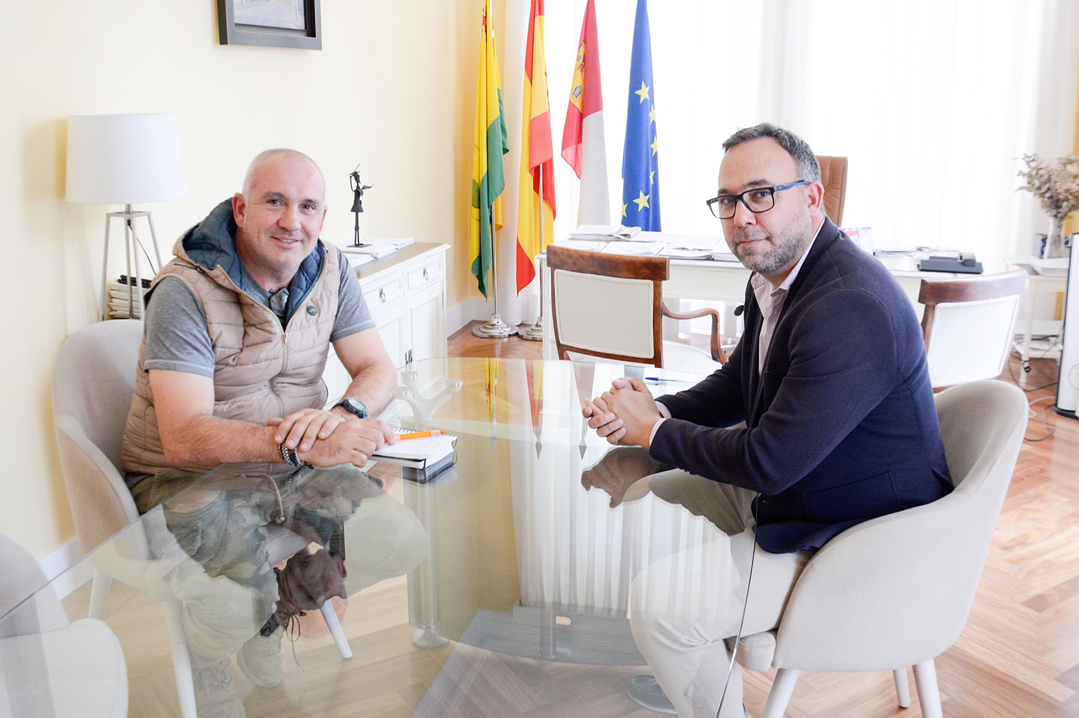 Emilio Cepda y Javier Navarro durante la reunión mantenida recientemente