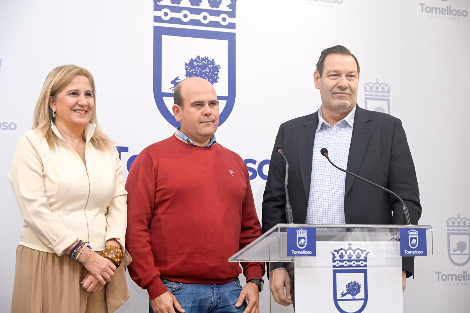 Eloísa Perales, Manuel Ruiz y Jesús Lara durante la presentación de los Permios Bombo