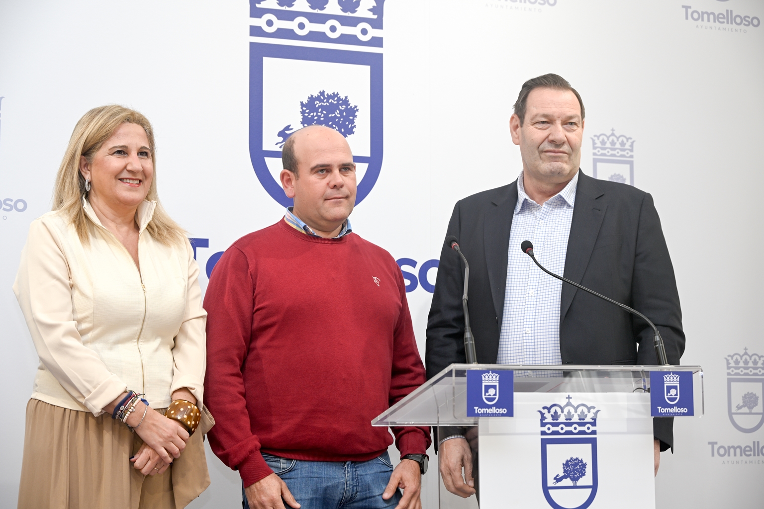 Eloísa Perales, Manuel Ruiz y Jesús Lara durante la presentación de los Permios Bombo
