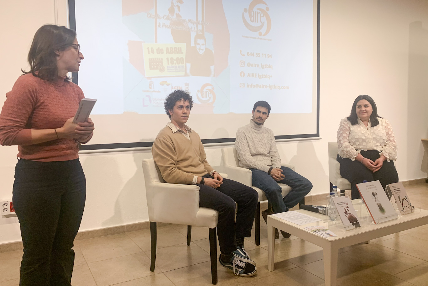 Prsentación y charla coloquio libro A la conquista del cuerpo equivocado de Miquel Missé