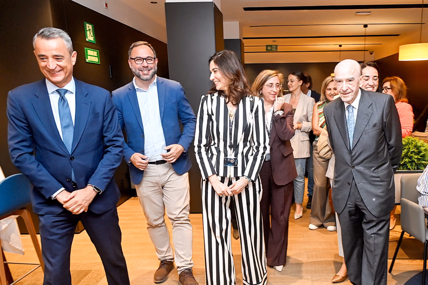 Inauguración oficina caixabank calle Campo