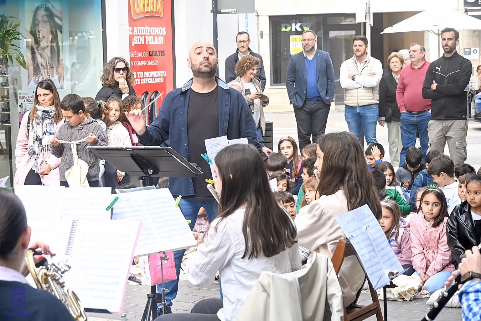 Una de las actuaciones celebradas en la calle con esta actividad del conservatorio