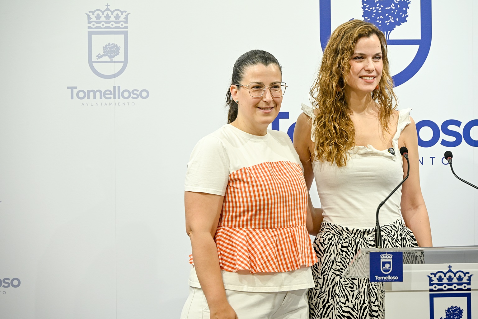 Alba Ramírez y Nazareth Rodrigo durante la rueda de prensa de este miércoles.