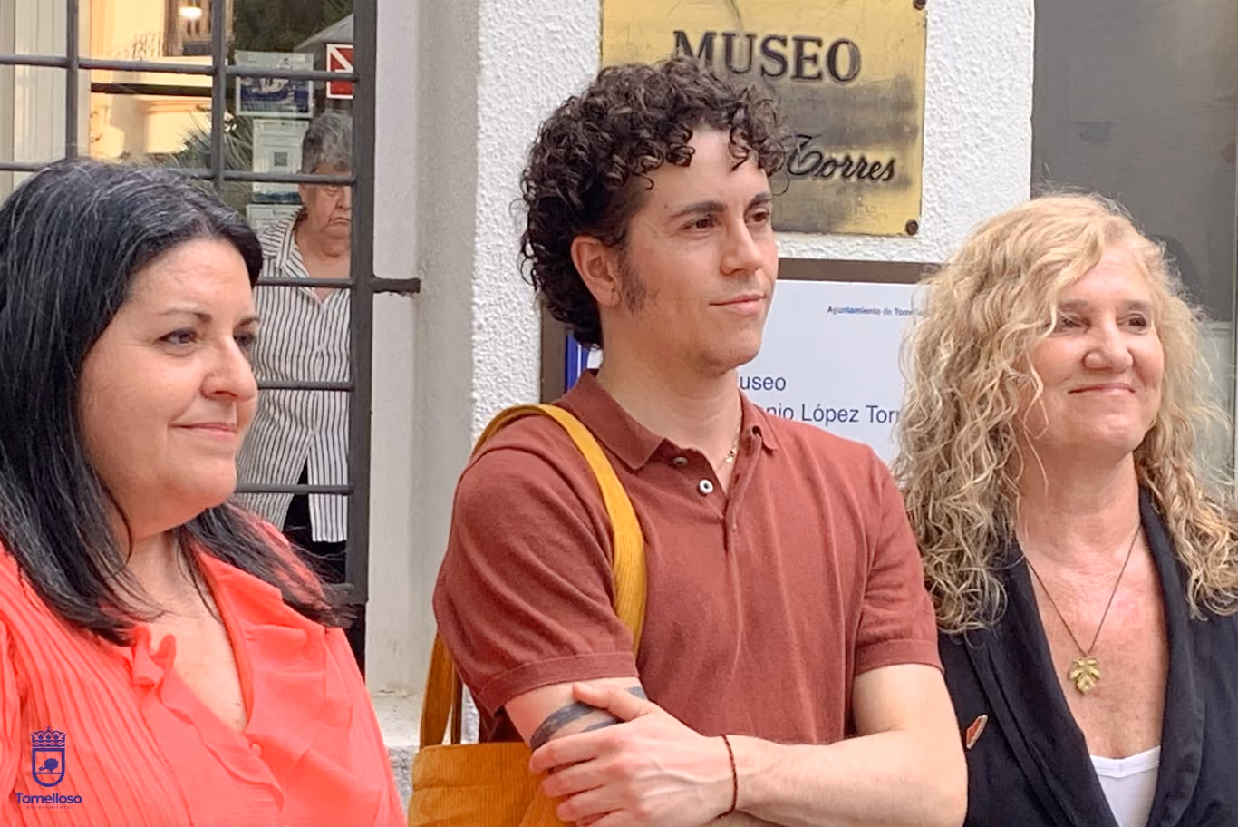 Inés Losa junto a Mario López, protagonista del corto Eres niño como yo y la actriz Ana Wagener