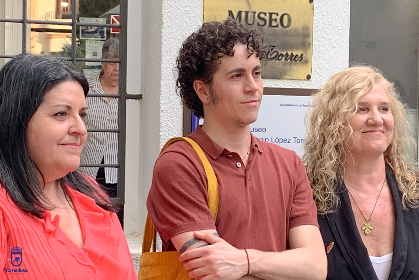 Inés Losa junto a Mario López, protagonista del corto Eres niño como yo y la actriz Ana Wagener