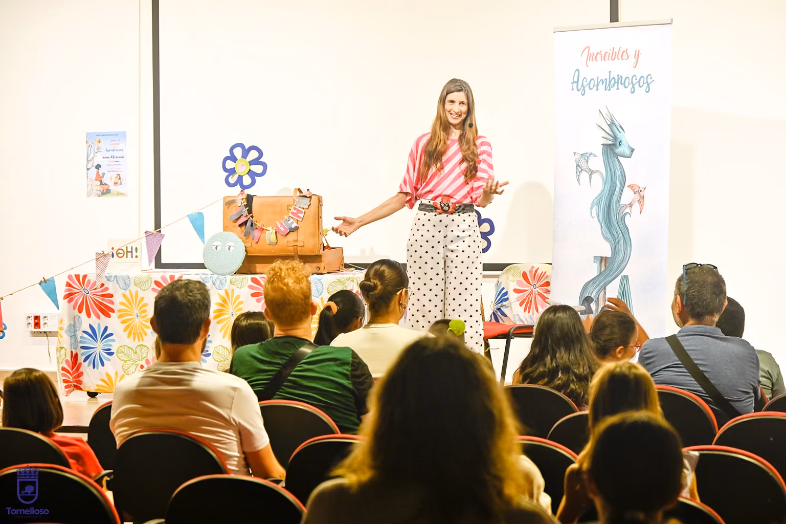 Ana Titiricuento en inauguración juego lector