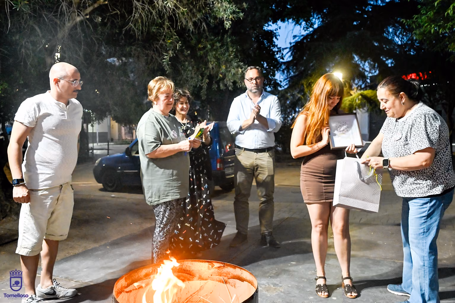 Un momento de la inauguración de las fiestas tras el pregón de Elena Díaz