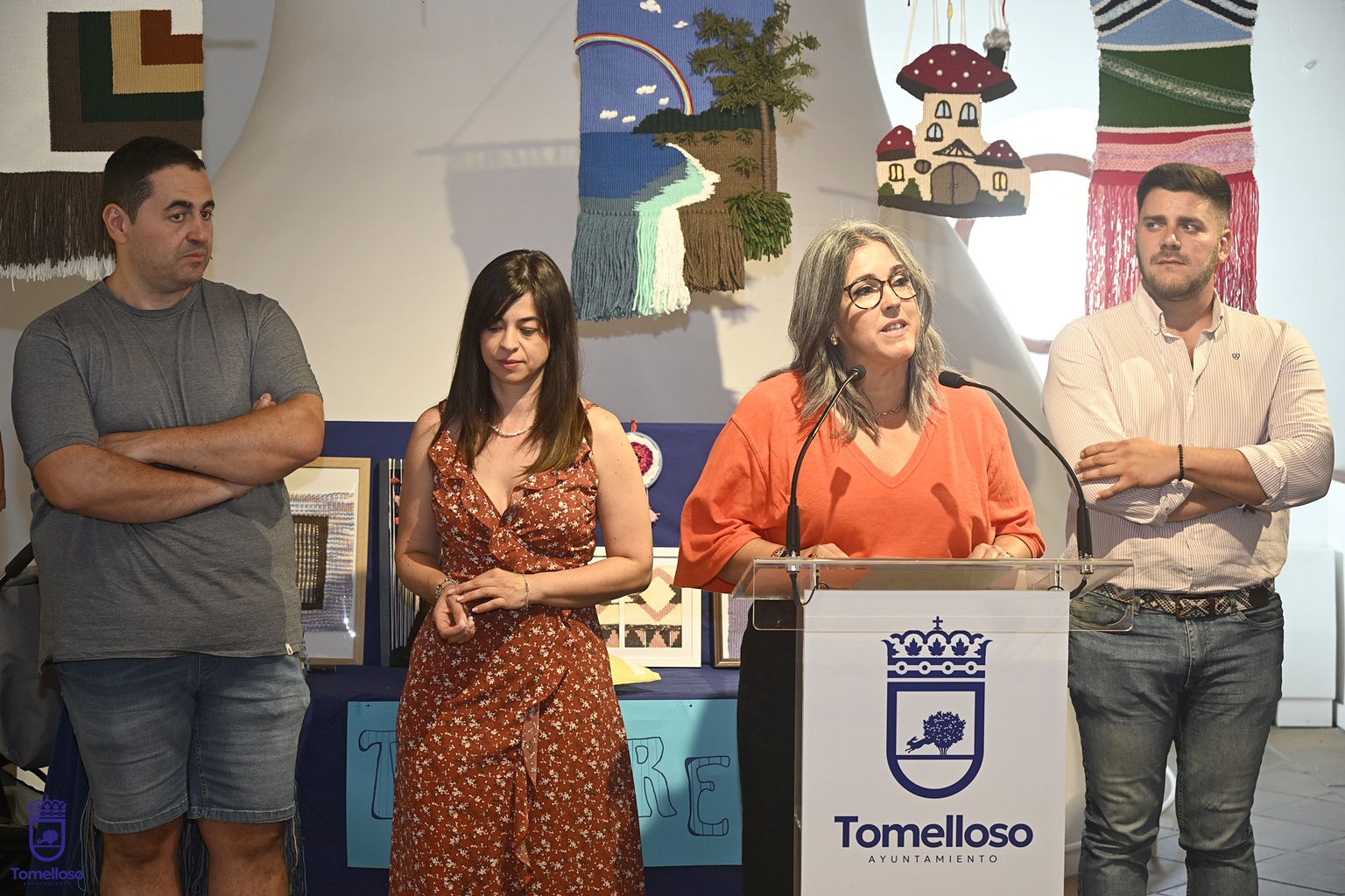 Elena Villahermosa interviene durante la inauguración de la exposición