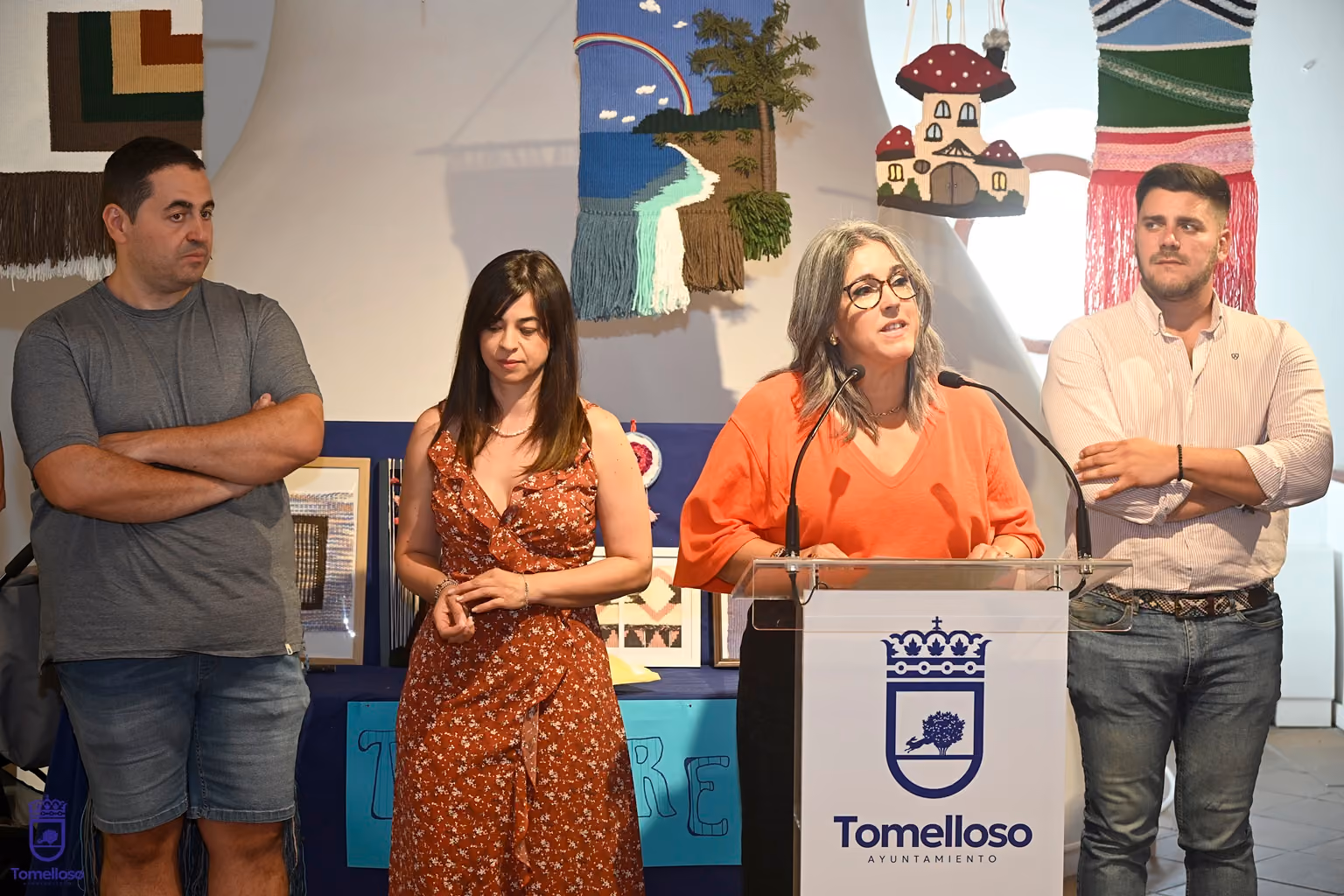 Elena Villahermosa interviene durante la inauguración de la exposición
