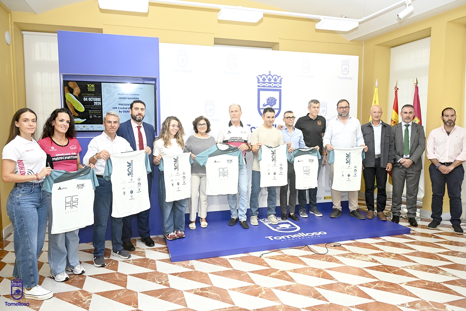 Foto de familia presentación 10K Ciudad de Tomelloso by OGAR Hotels