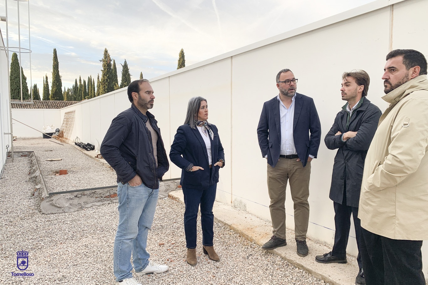 Visita a las obras del crematorio