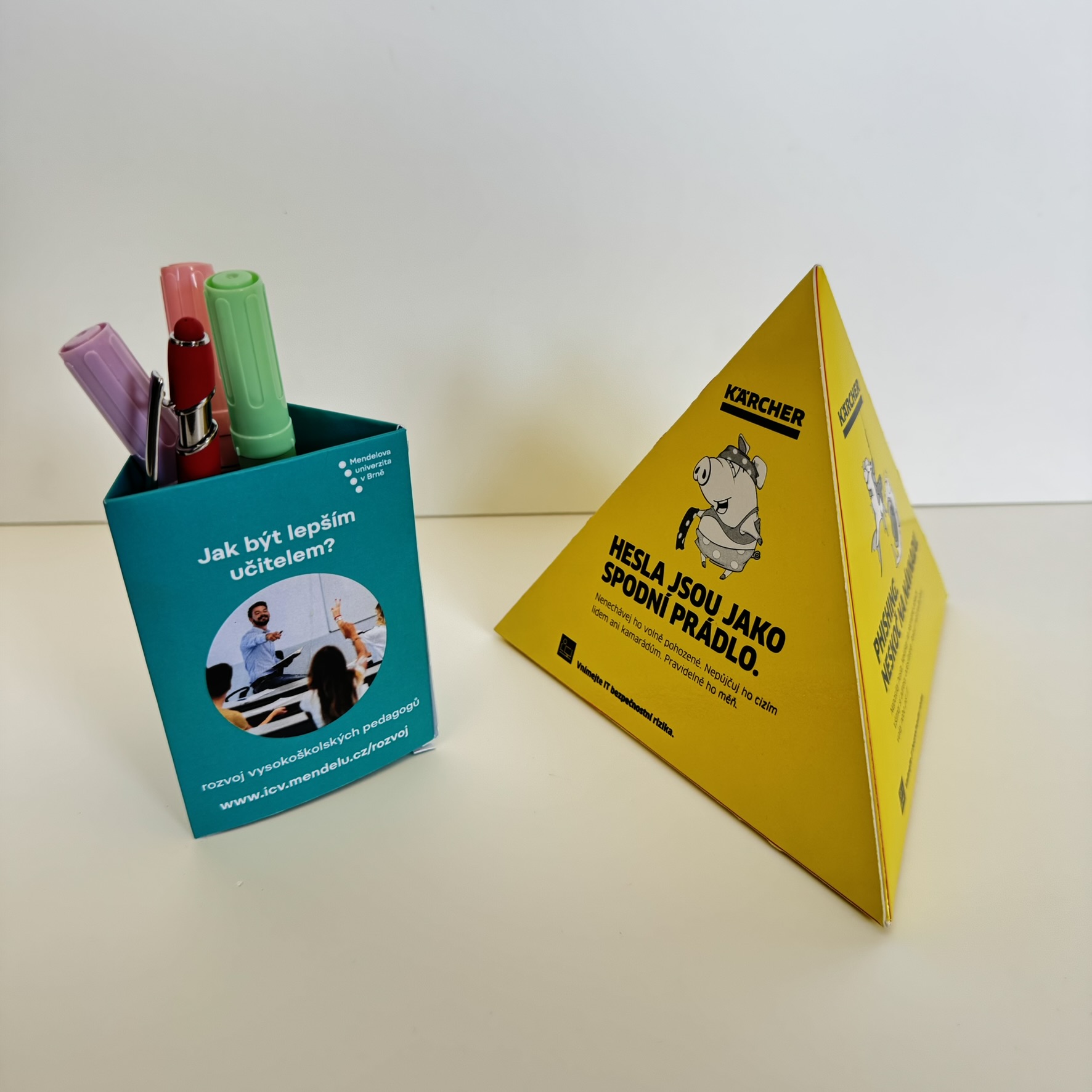 POS materál - stojánky