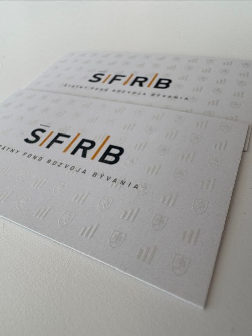 3D lakování vizitek - ochranný prvek