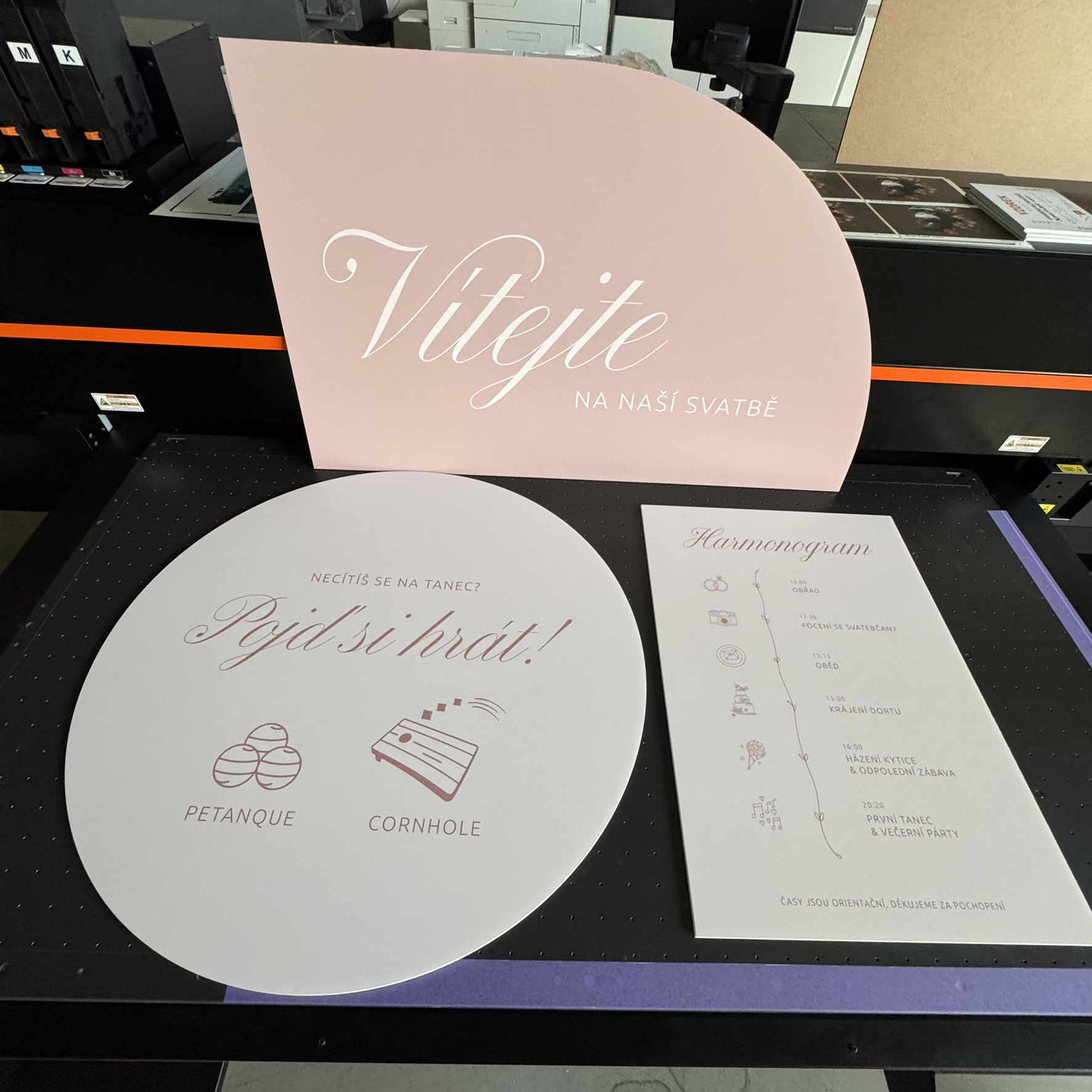 UV tisk svatební cedule - vítáme vás, sladký bar