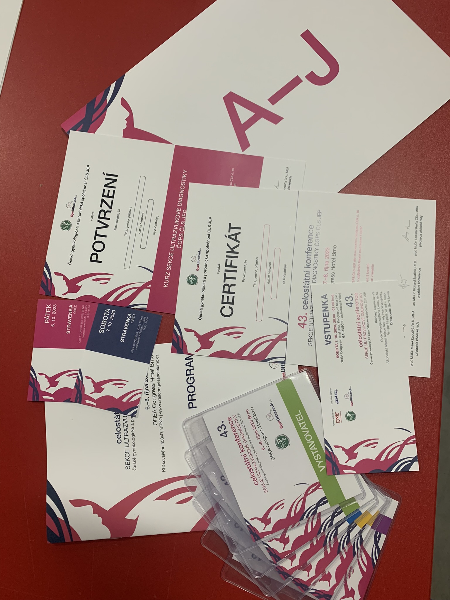 tisk personalizovaných materiálů na konference, veletrhy, akce