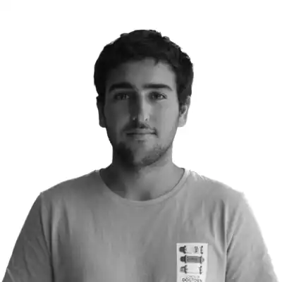Portrait of Felipe Crosa, Software Developer