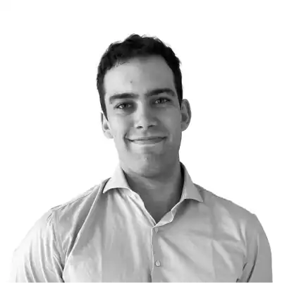 Portrait of Santiago Vitureira, Software Developer