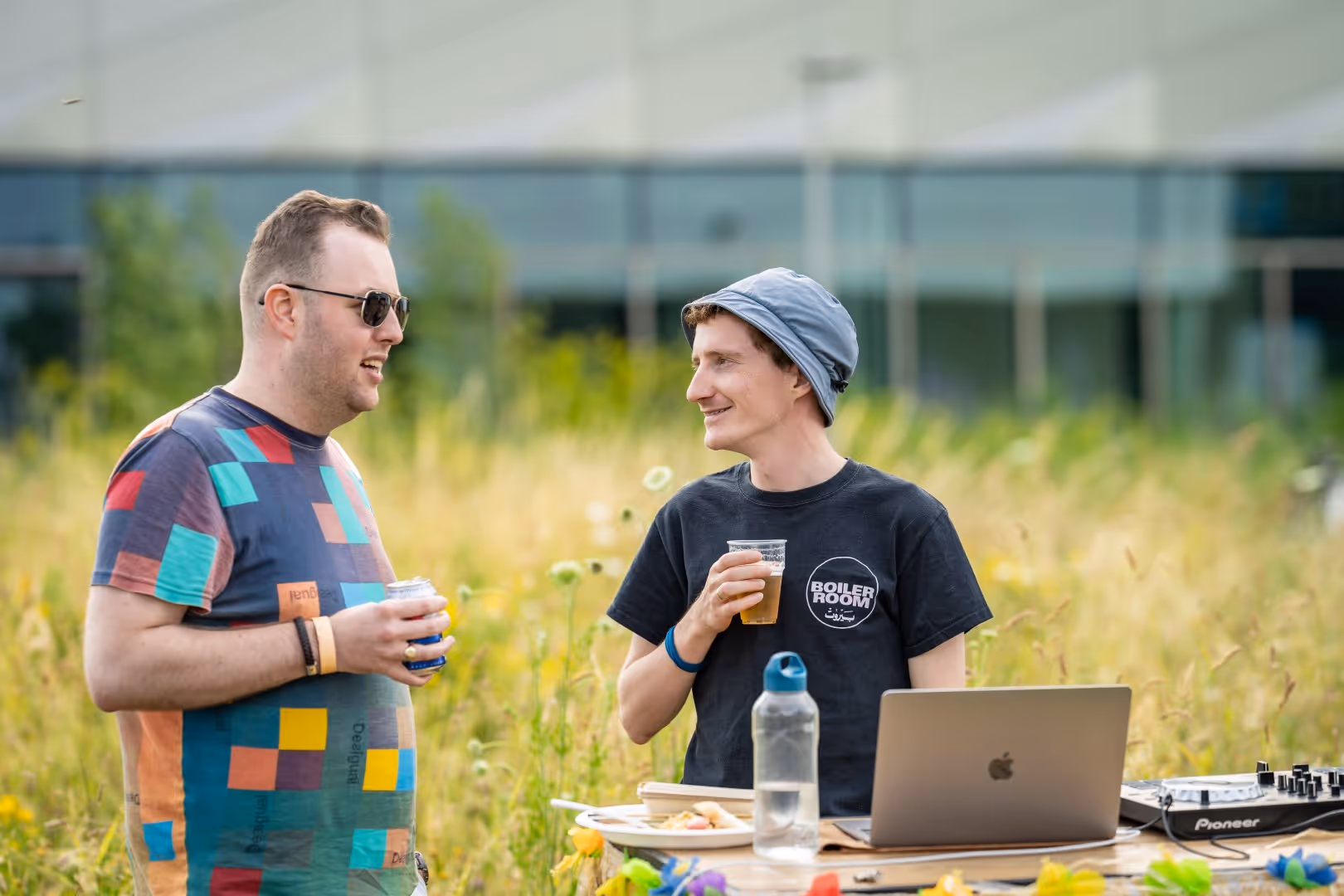 Glimp team photo BBQ " Yes!Delft