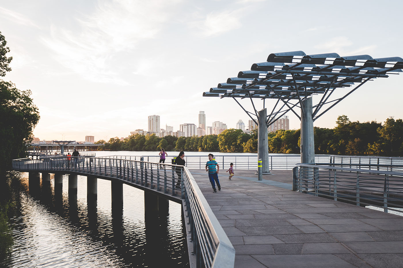 Travis Heights community and local scenery