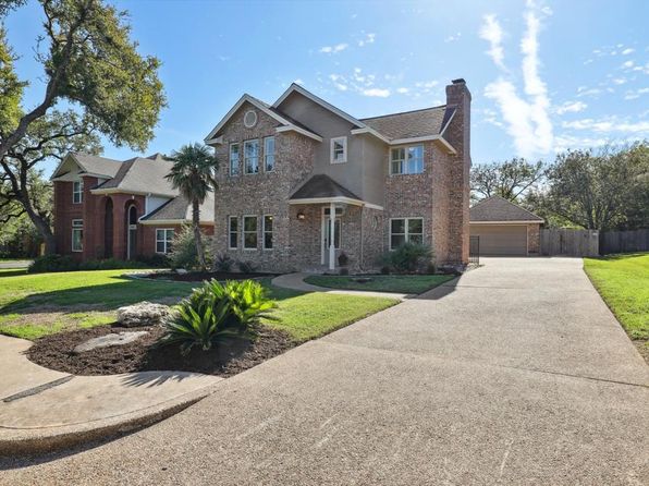 Real estate in Oak Hill Texas area