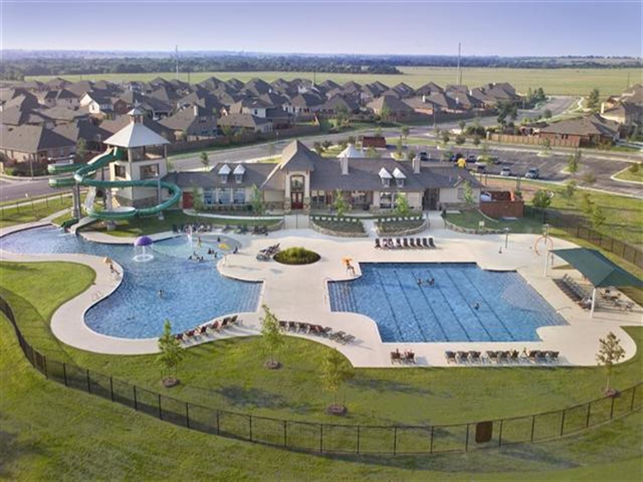 Manor community and local scenery