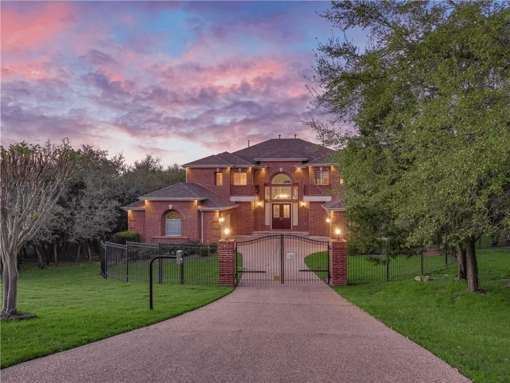 Living in Lost Creek Central Texas