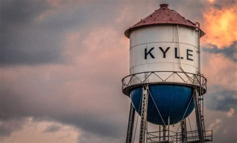 Properties and scenery in Kyle Texas