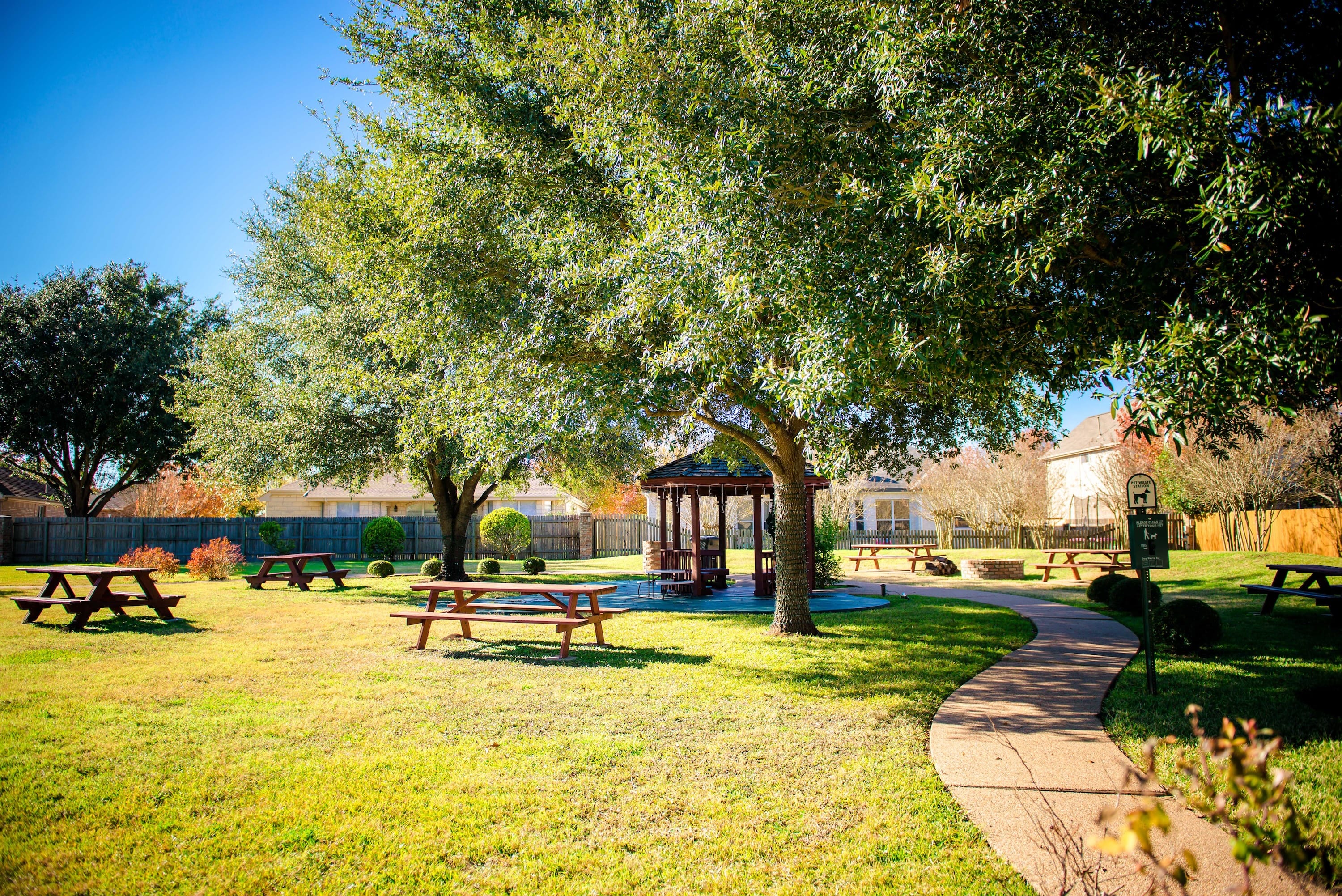 Homes and streets in Onion Creek TX