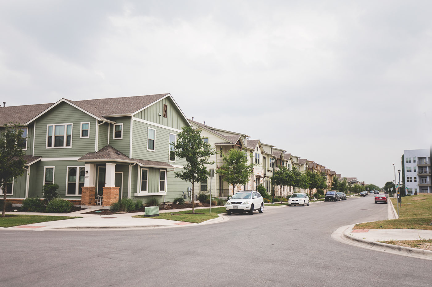 Mueller community and local scenery