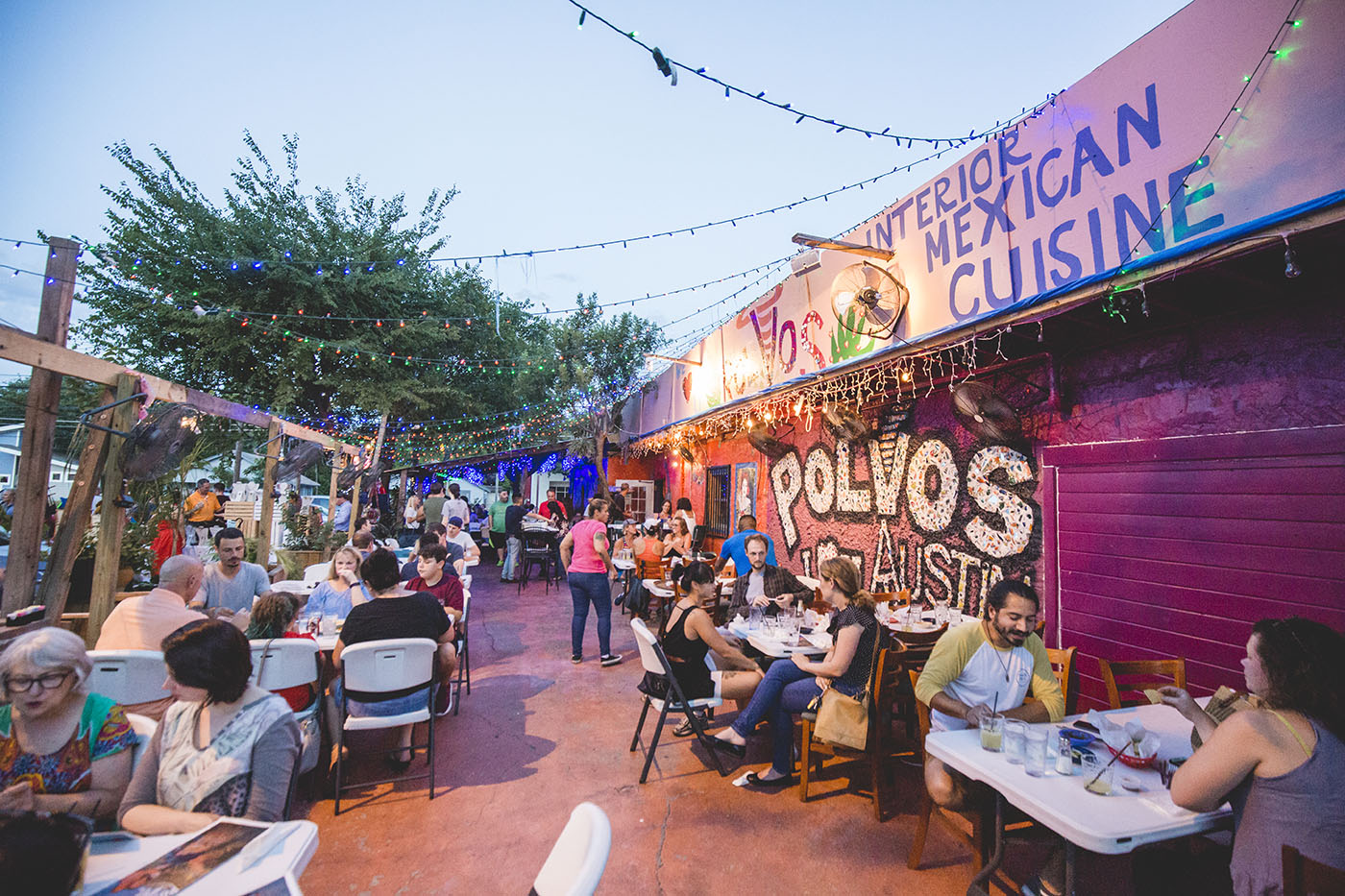 Bouldin Creek TX neighborhood amenities and surroundings