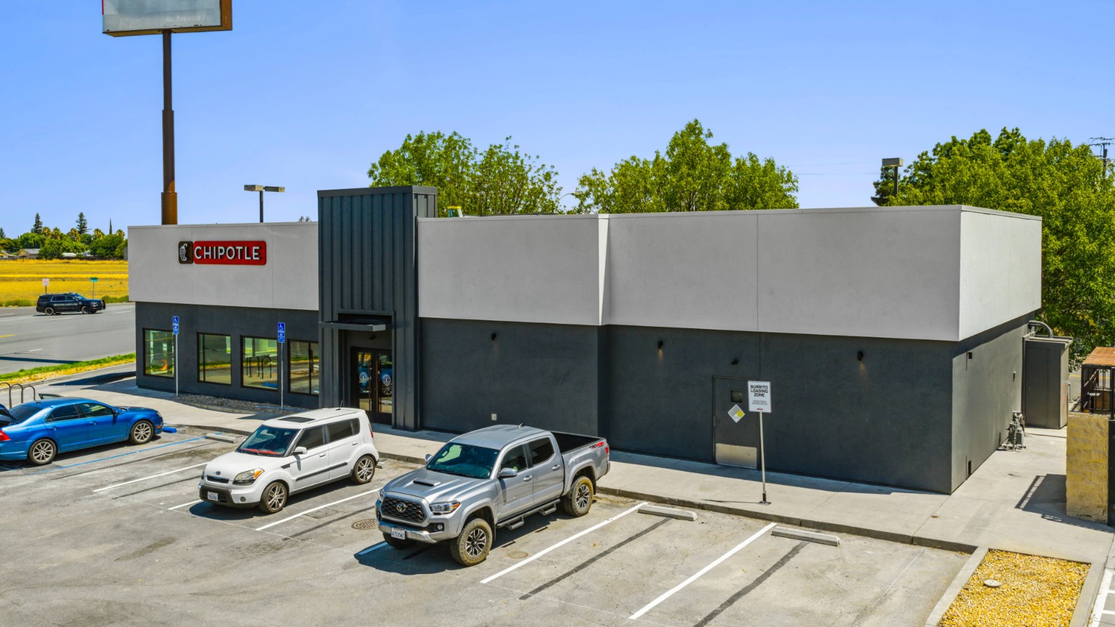 New NNN Chipotle Drive-Thru
