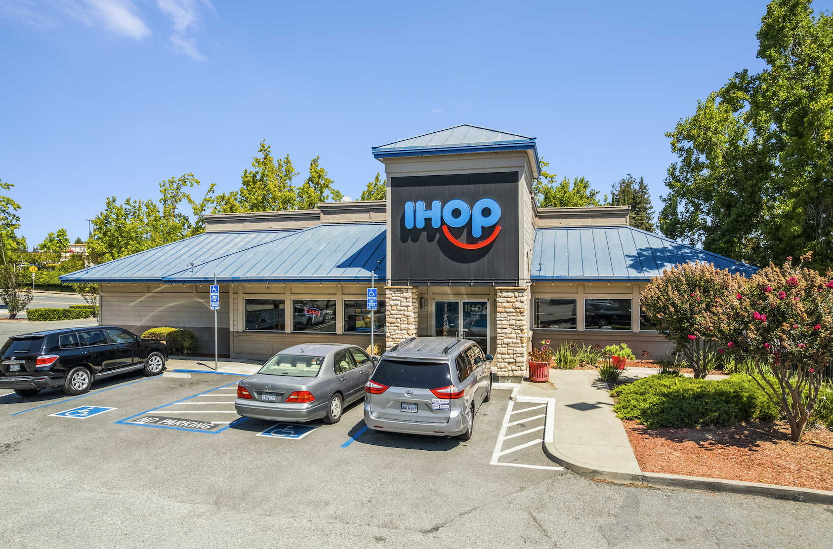 Absolute NNN Corporate IHOP