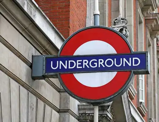 Strong connections to Central London