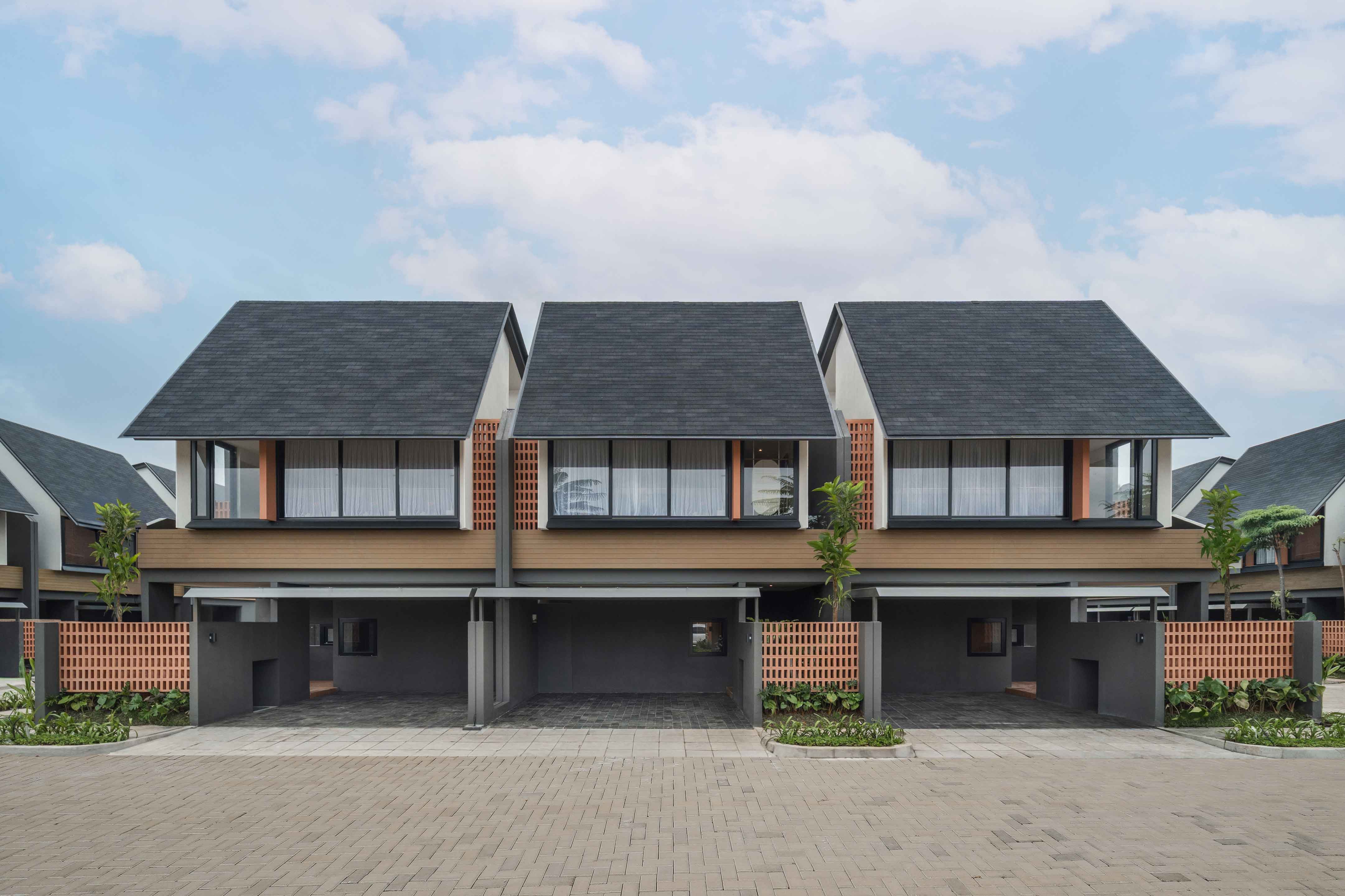 Daisy of Wovendream House